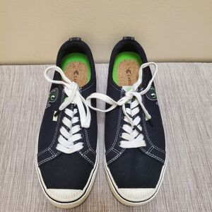Casual Black Canvas Sneakers